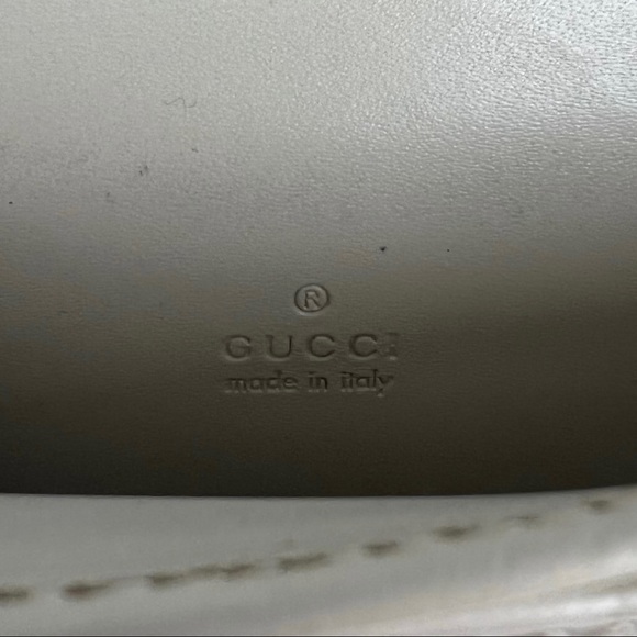 Gucci Monogram Leather Card Holder Wallet - Picture 5 of 8